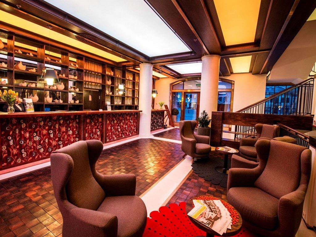 فندق بريستول تريديشن آند لاكشري رشيشوف المظهر الخارجي الصورة Lobby
