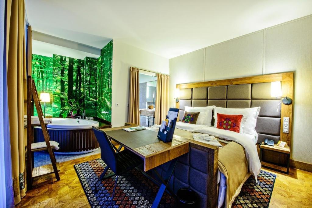 فندق بريستول تريديشن آند لاكشري رشيشوف المظهر الخارجي الصورة A room at the hotel