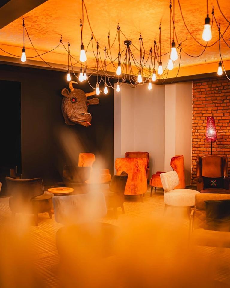 فندق بريستول تريديشن آند لاكشري رشيشوف المظهر الخارجي الصورة The interior of the restaurant